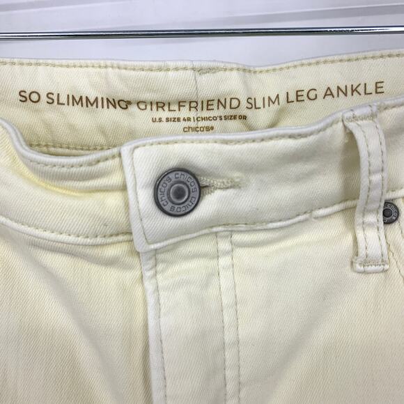 Chicos So Slimming Girlfriend Slim Leg Ankle Jean Womens 0 US 4 Cream White - Picture 5 of 7